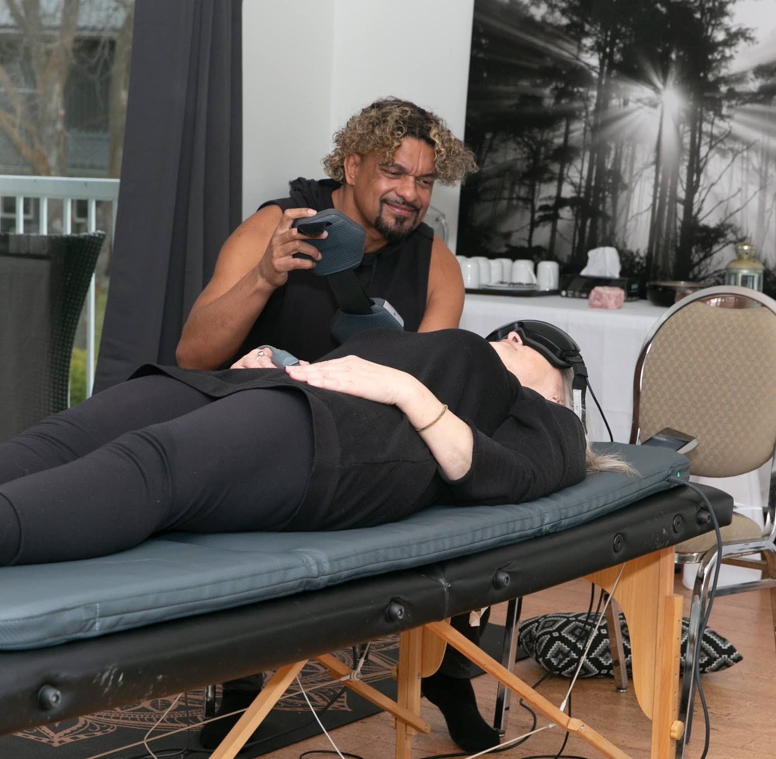 A Prime session with the system beside the treatment table